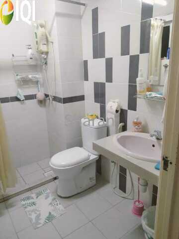 Le Chateau 2 Apartment  image