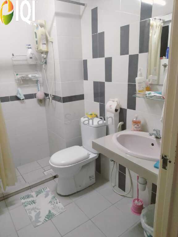 Le Chateau 2 Apartment  image