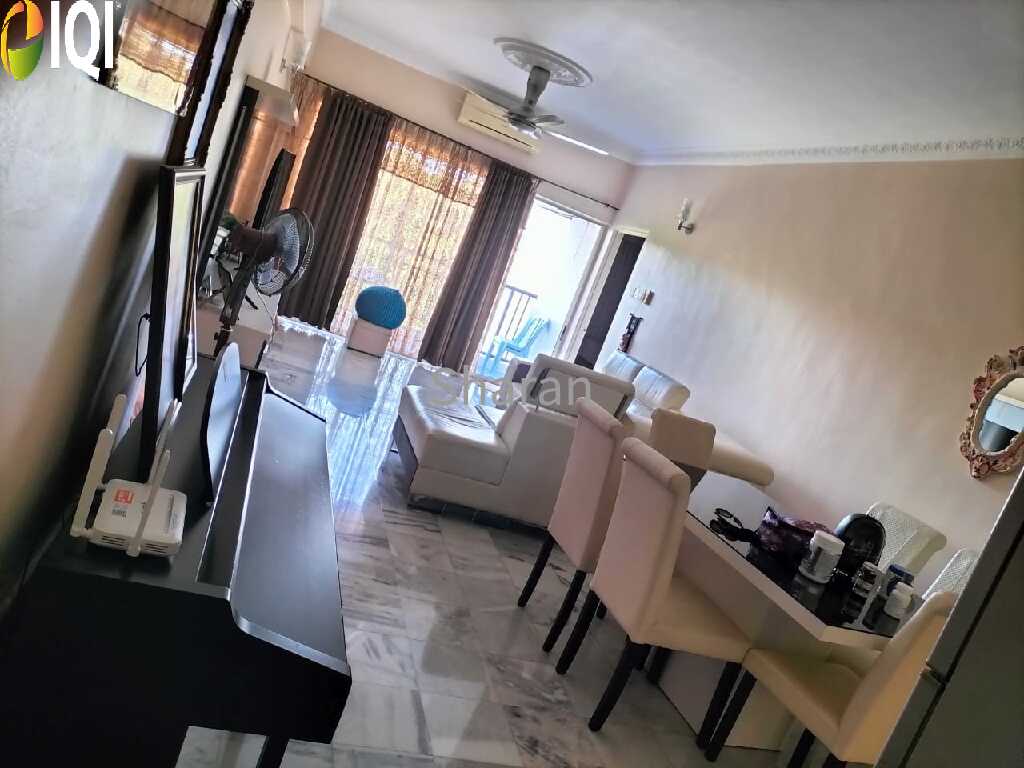 Le Chateau 2 Apartment  image