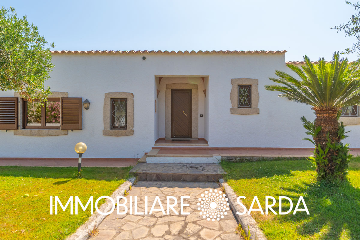 ARI-01-25 - Villa with pool set in a large park – Arzachena image