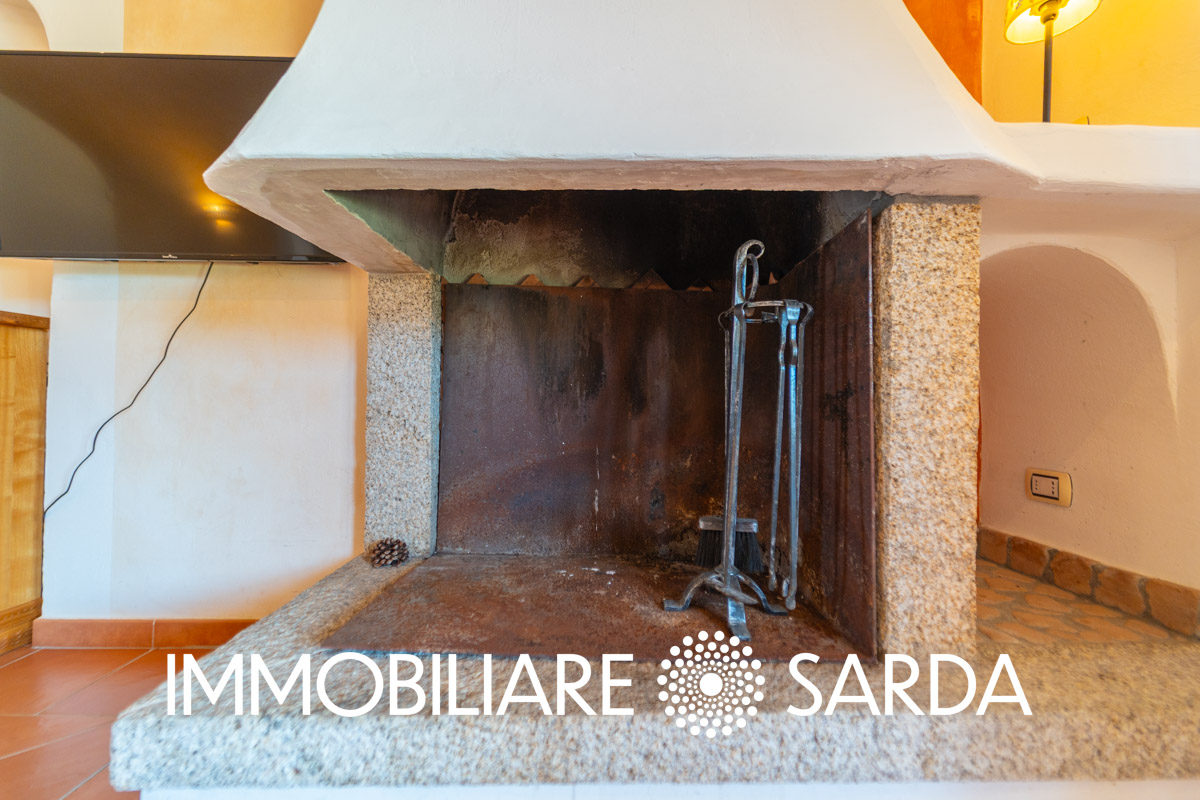 ARI-01-25 - Villa with pool set in a large park – Arzachena image