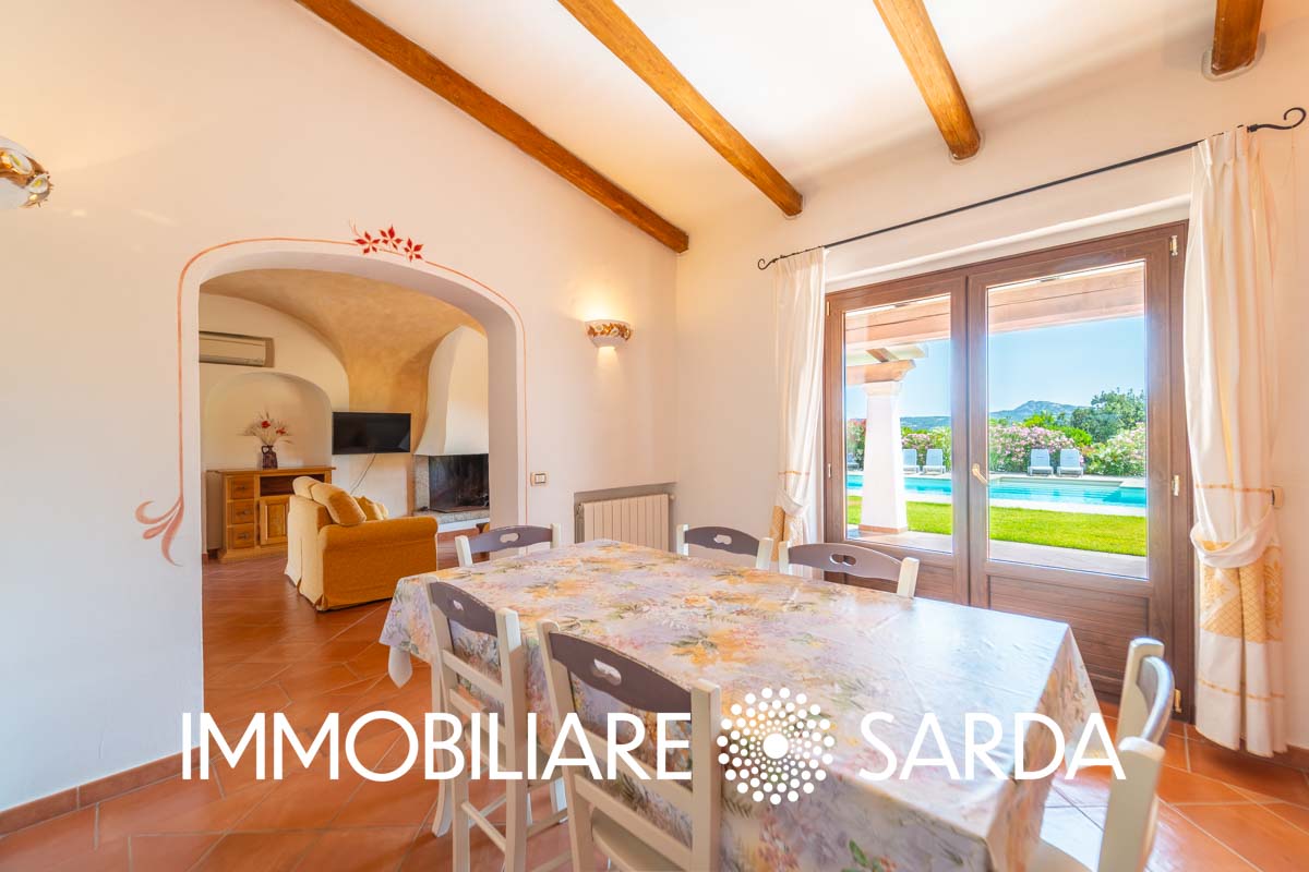 ARI-01-25 - Villa with pool set in a large park – Arzachena image