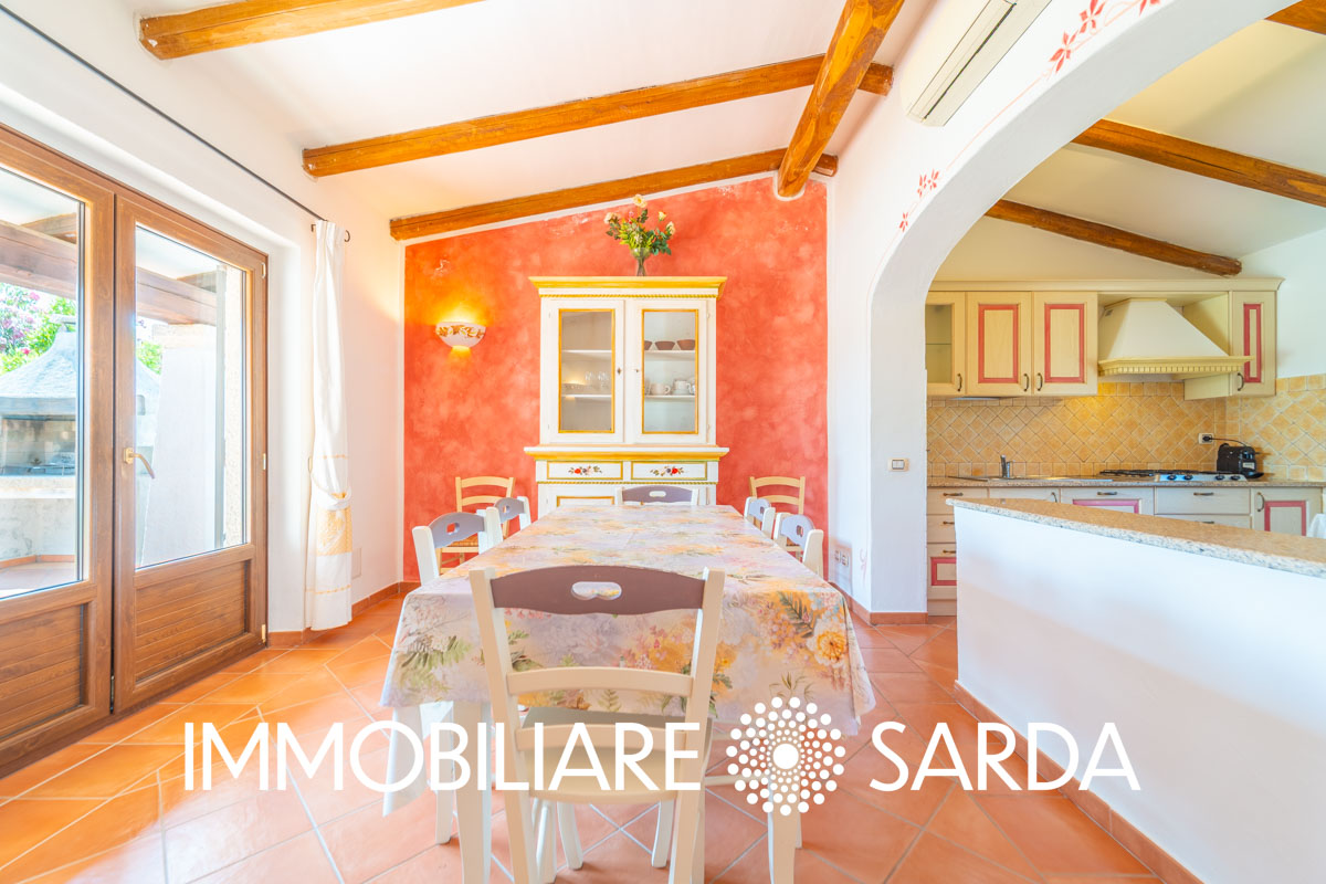 ARI-01-25 - Villa with pool set in a large park – Arzachena image