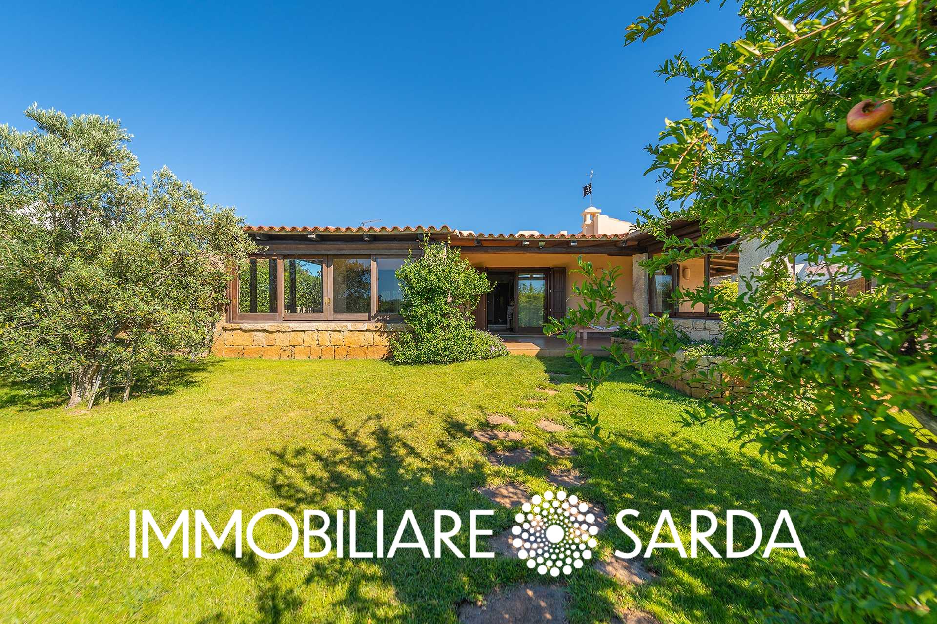 ARI-03-25 - Luxury Villa with Garden and Direct Sea Access - Baja Sardinia image