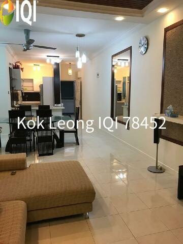 Metropolitan Square image