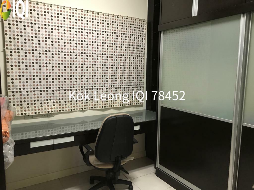 Metropolitan Square image