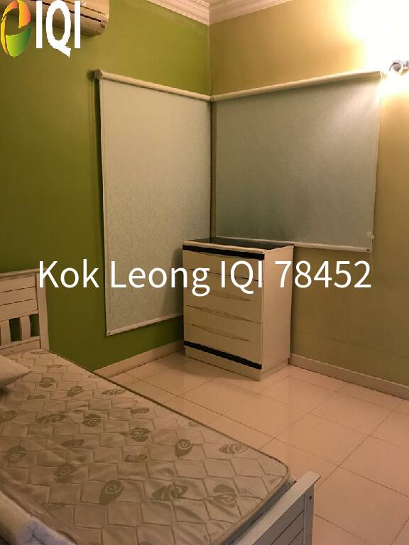 Metropolitan Square image