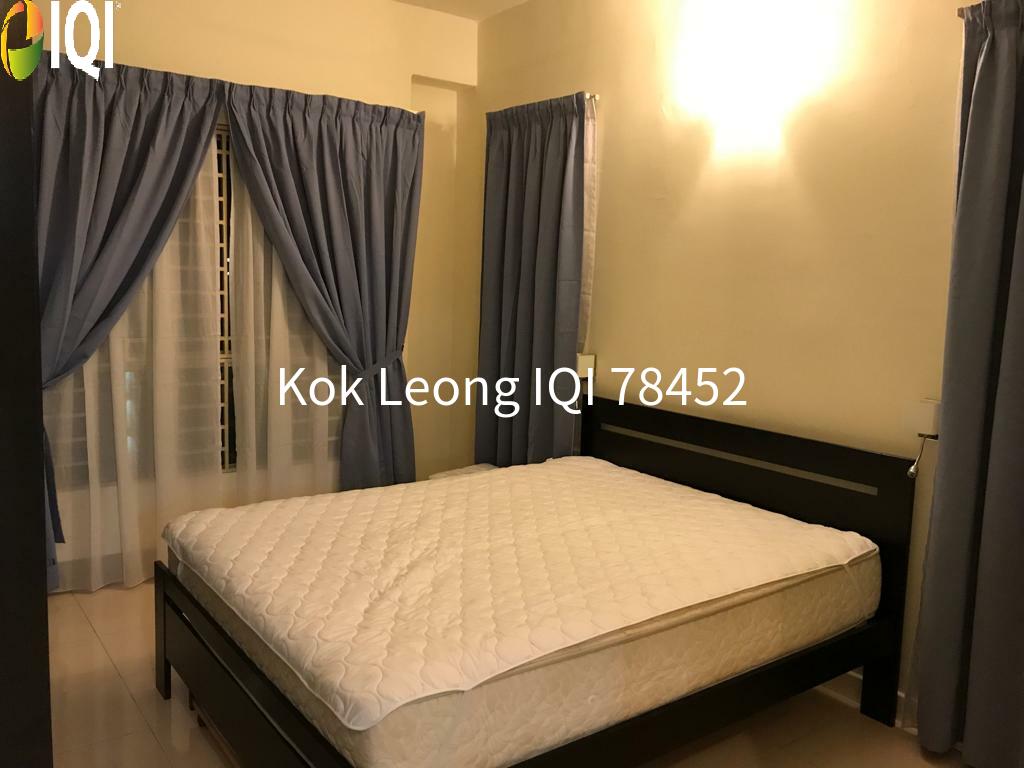 Metropolitan Square image