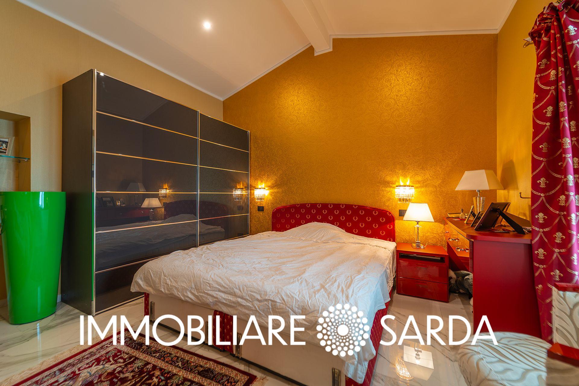 TVI-01-25  - 21-Hectare Estate Just Steps from the Sea | Vignola Mare image