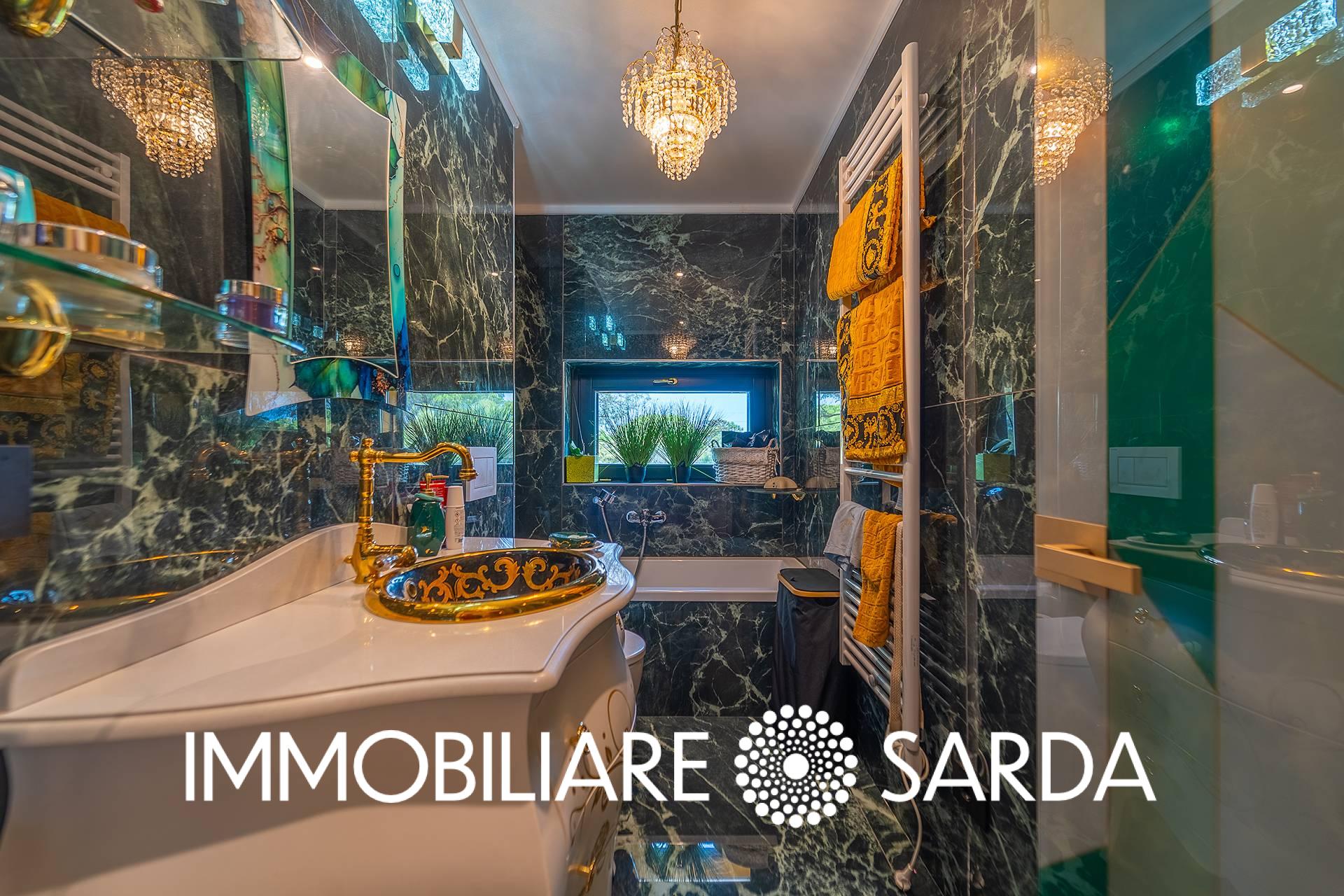 TVI-01-25  - 21-Hectare Estate Just Steps from the Sea | Vignola Mare image