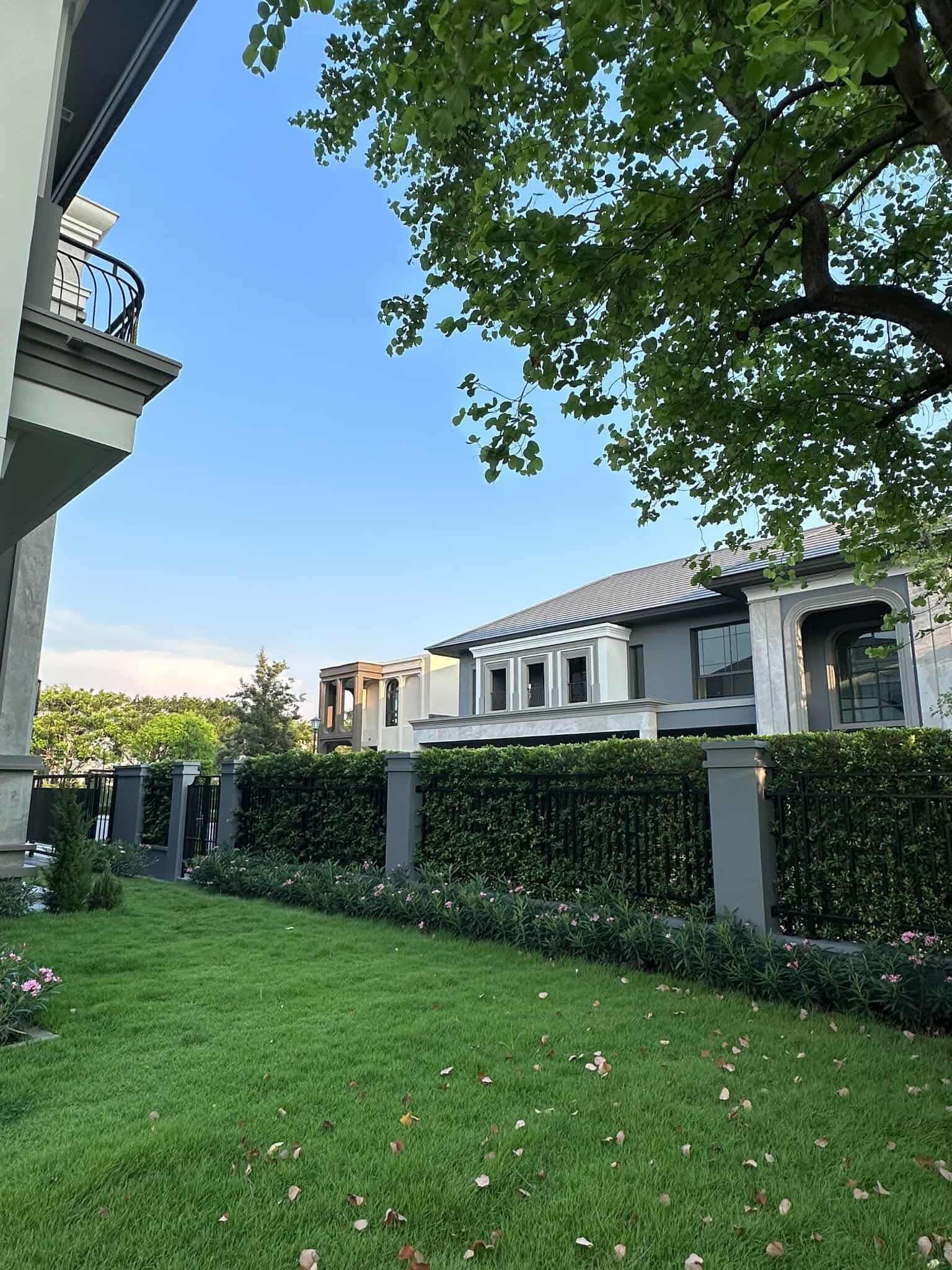 For Sale Grand Bangkok Boulevard Krungthep Kreetha. image