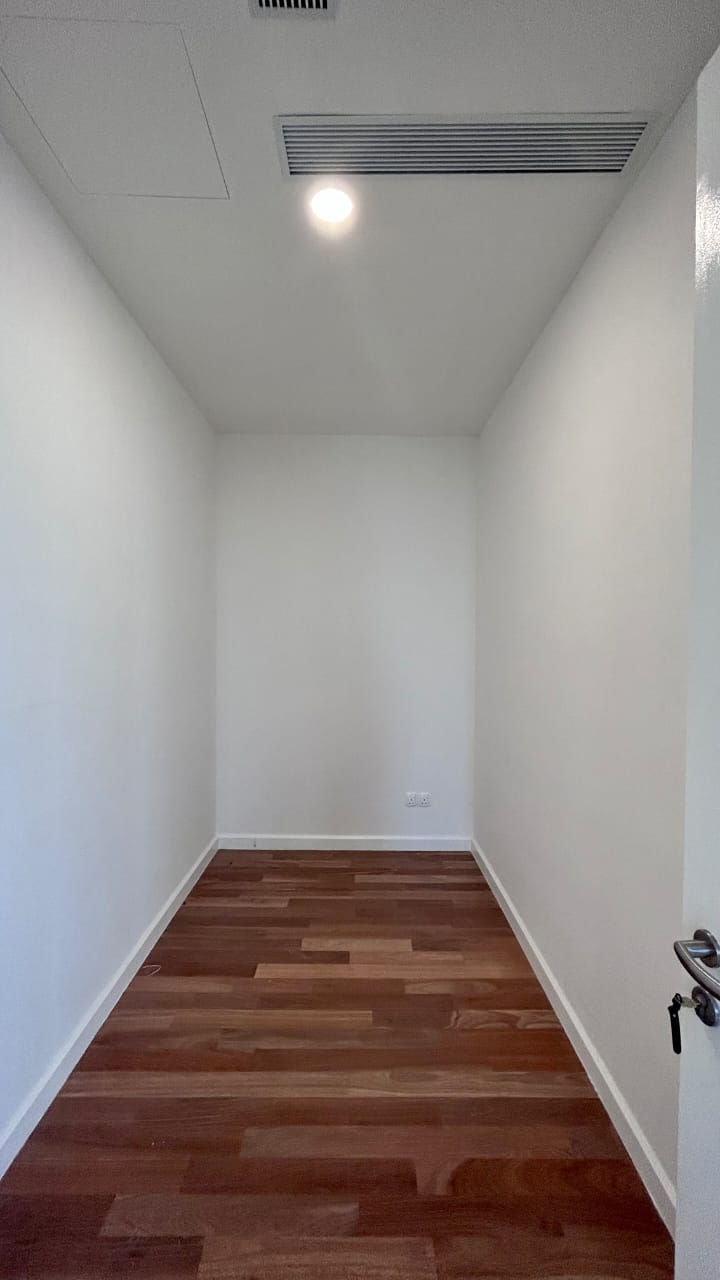 Pavilion Ceylon Hill image