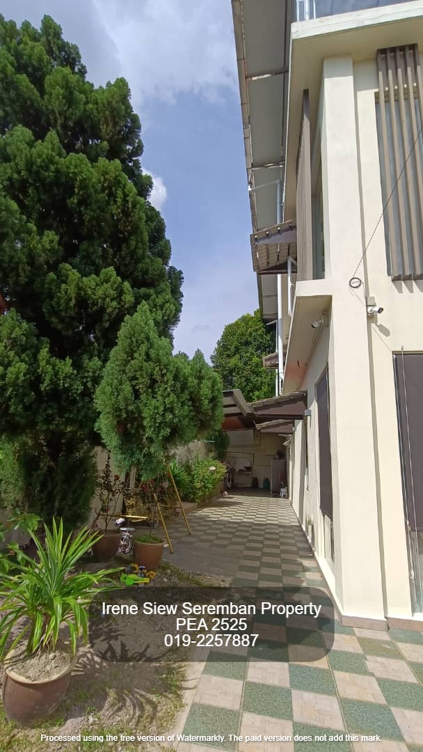 Corner 2.5 Storey Huge Bungalow For Sale Rasah Kemayan Seremban 2 image