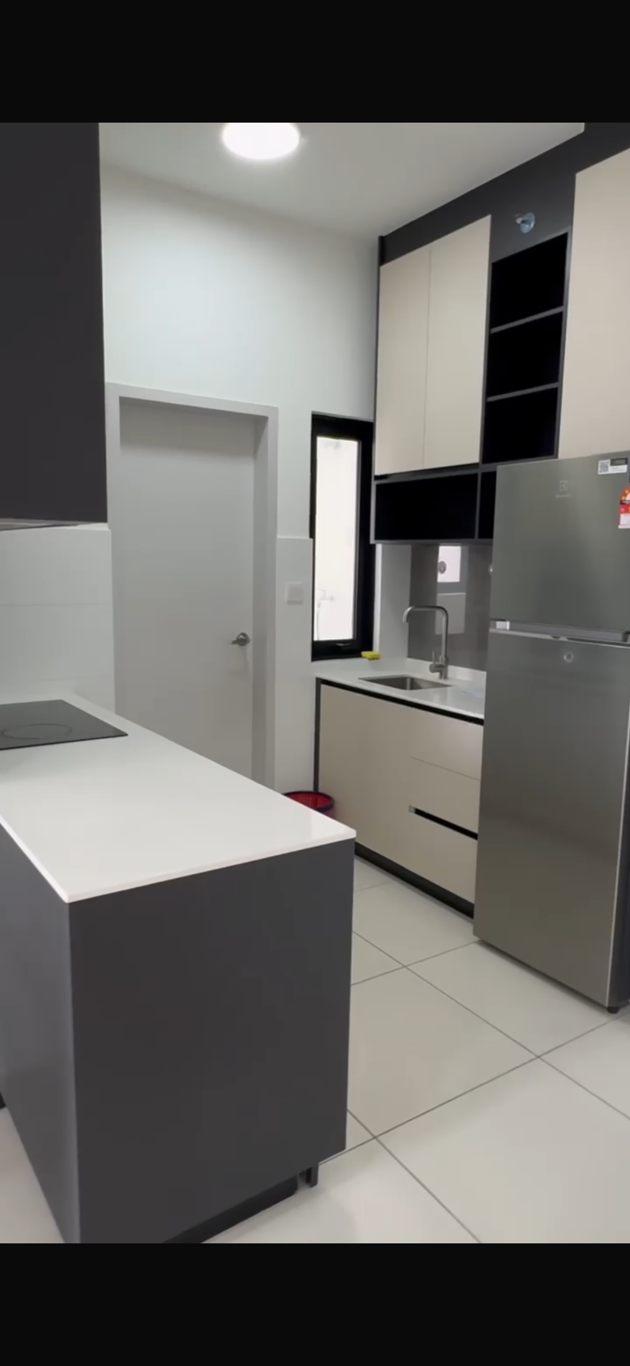 Amber Residence @ twentyfive.7 image