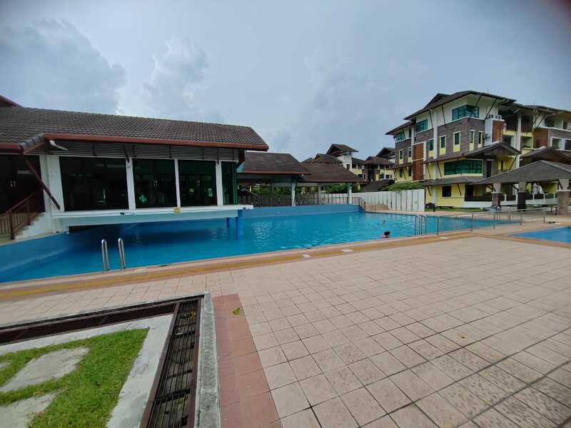 Avenue 2, Lake Valley