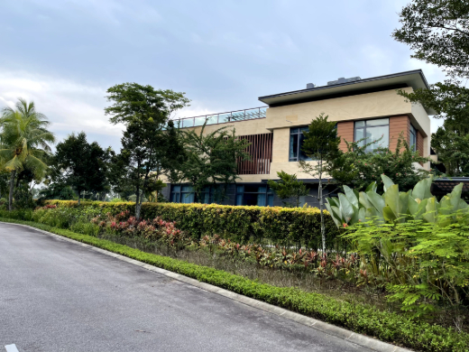 Forest City Golf Resort, Gelang Petah image