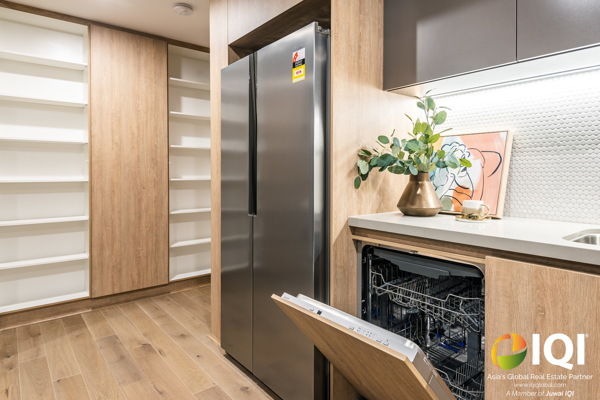 Live In The Beautiful Burswood Suburb Today! image