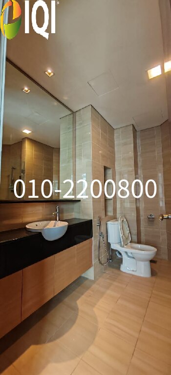 Marc Residence image