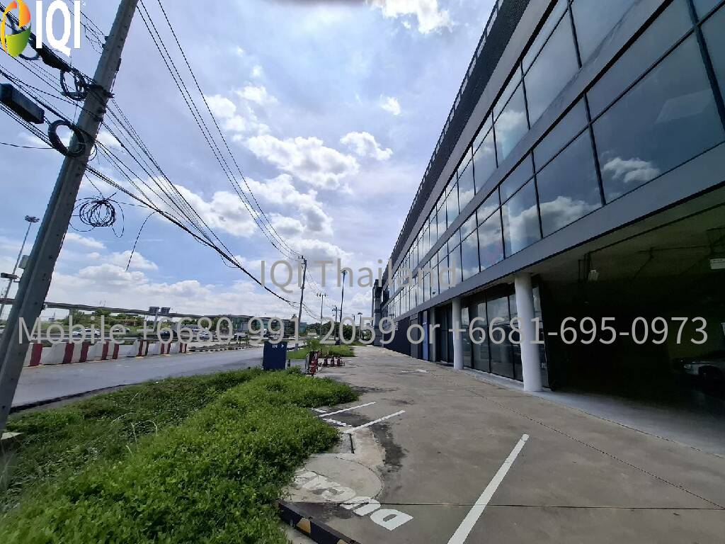 Car and Motorcycle Show room  image