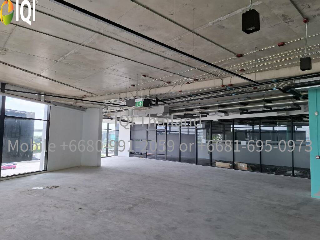 Car and Motorcycle Show room  image