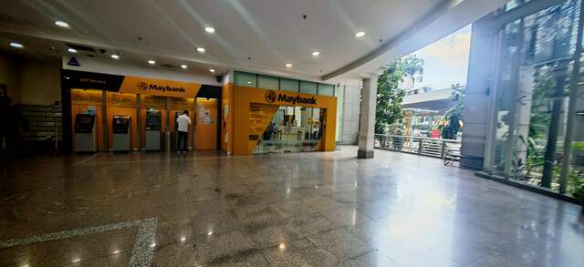Plaza Sentral image
