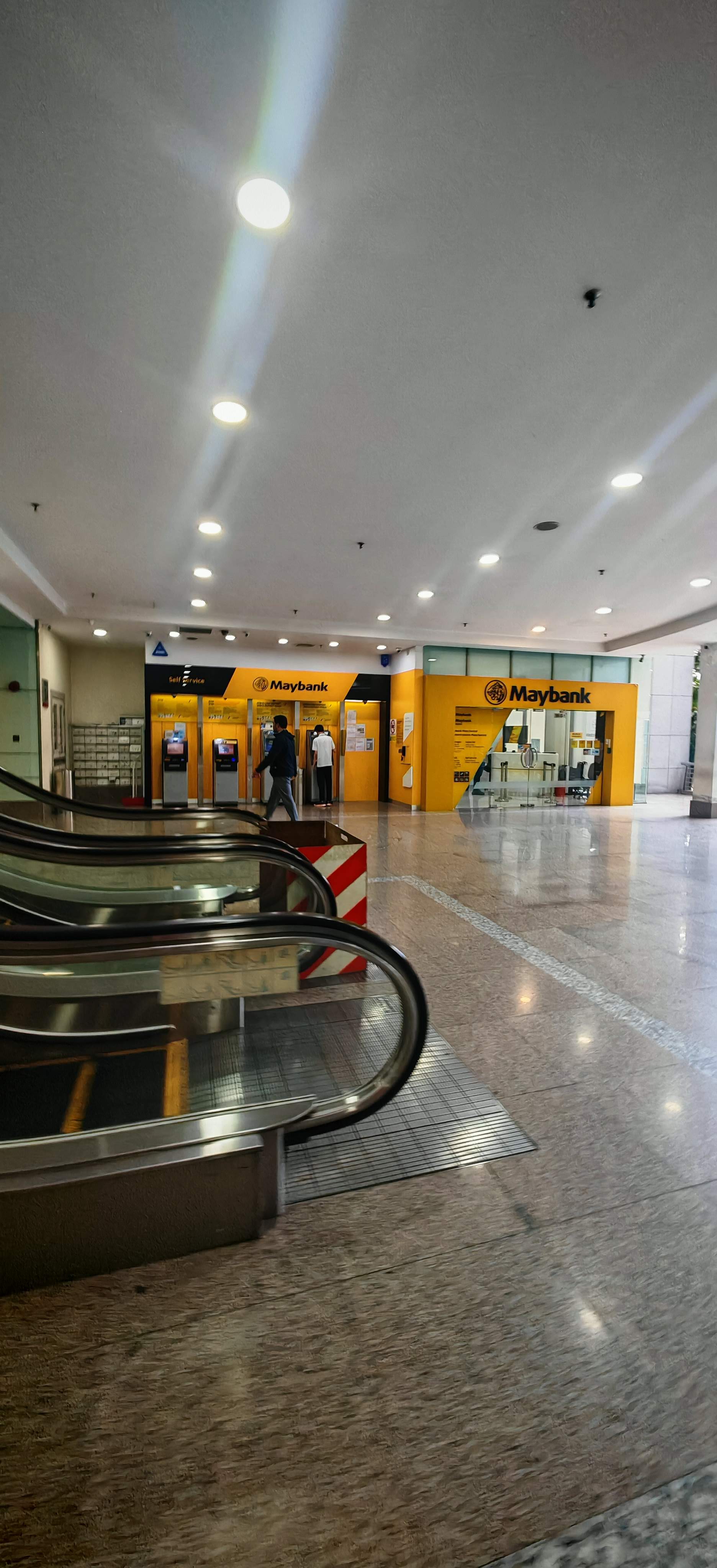 Plaza Sentral image