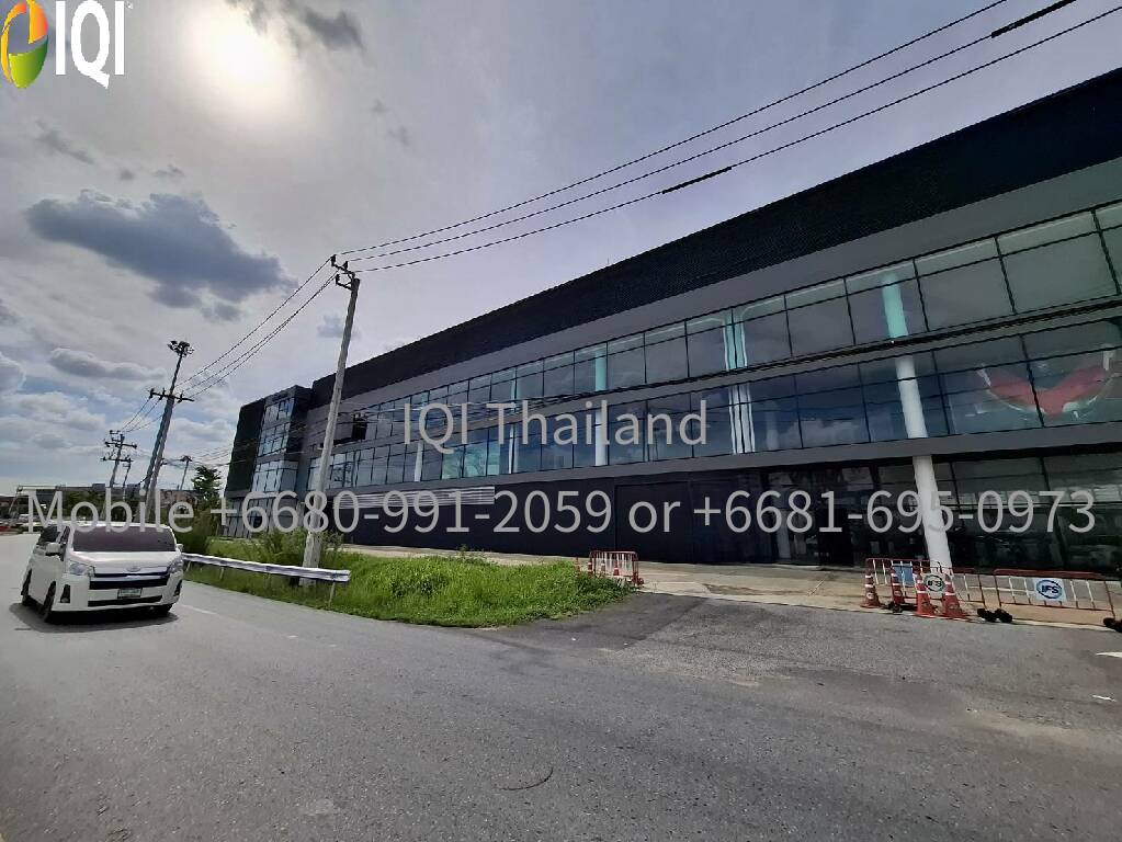 Car and Motorcycle Show room  image