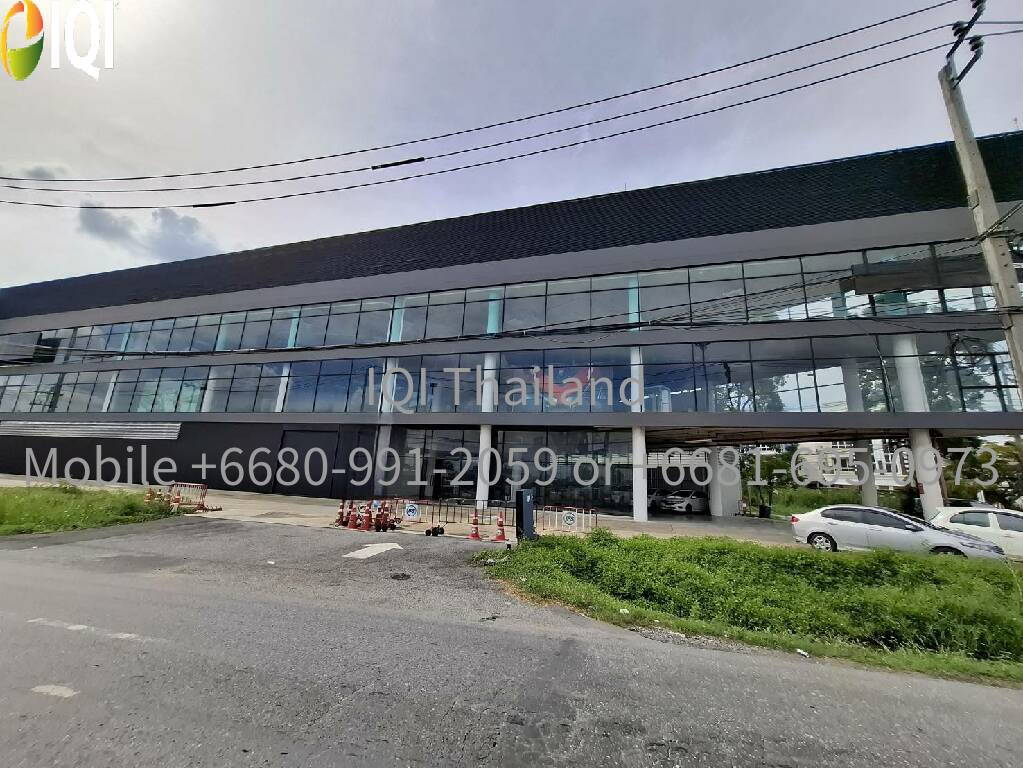 Car and Motorcycle Show room  image