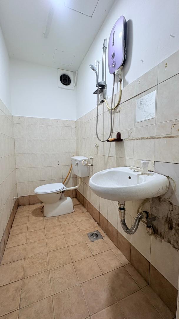 Vista Bayu Apartment, Taman Bayu Perdana image