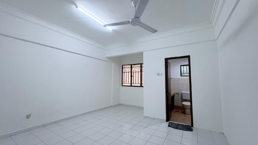 Vista Bayu Apartment, Taman Bayu Perdana image