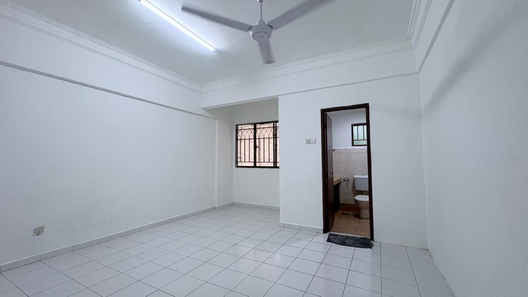 Vista Bayu Apartment, Taman Bayu Perdana image