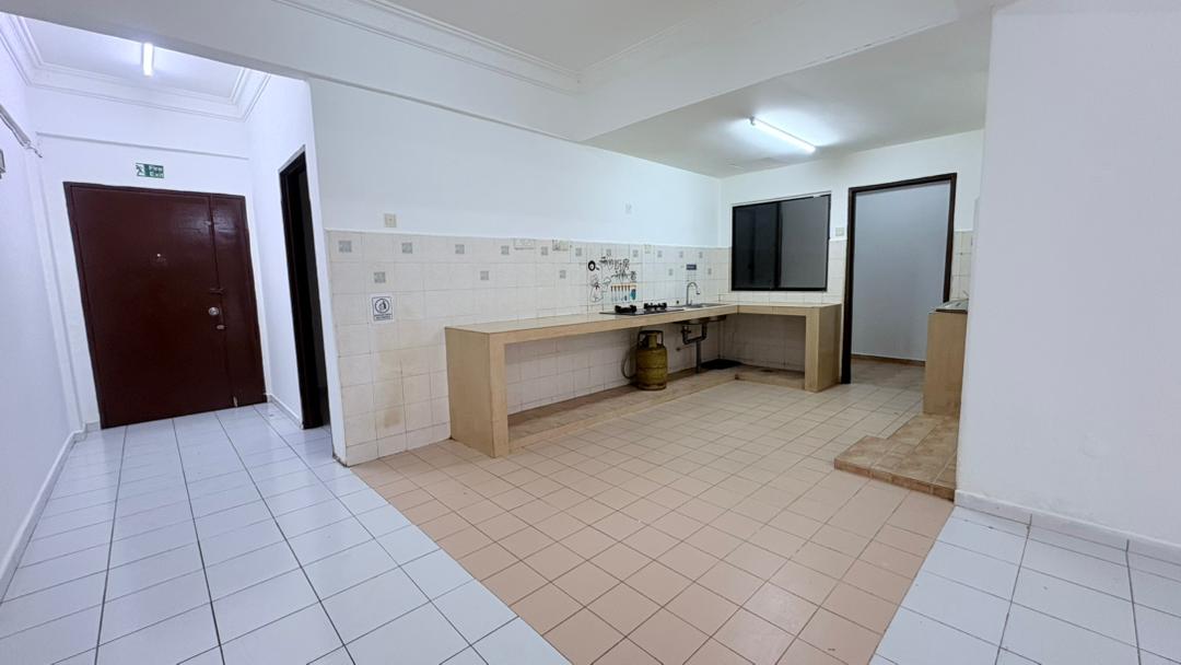 Vista Bayu Apartment, Taman Bayu Perdana image