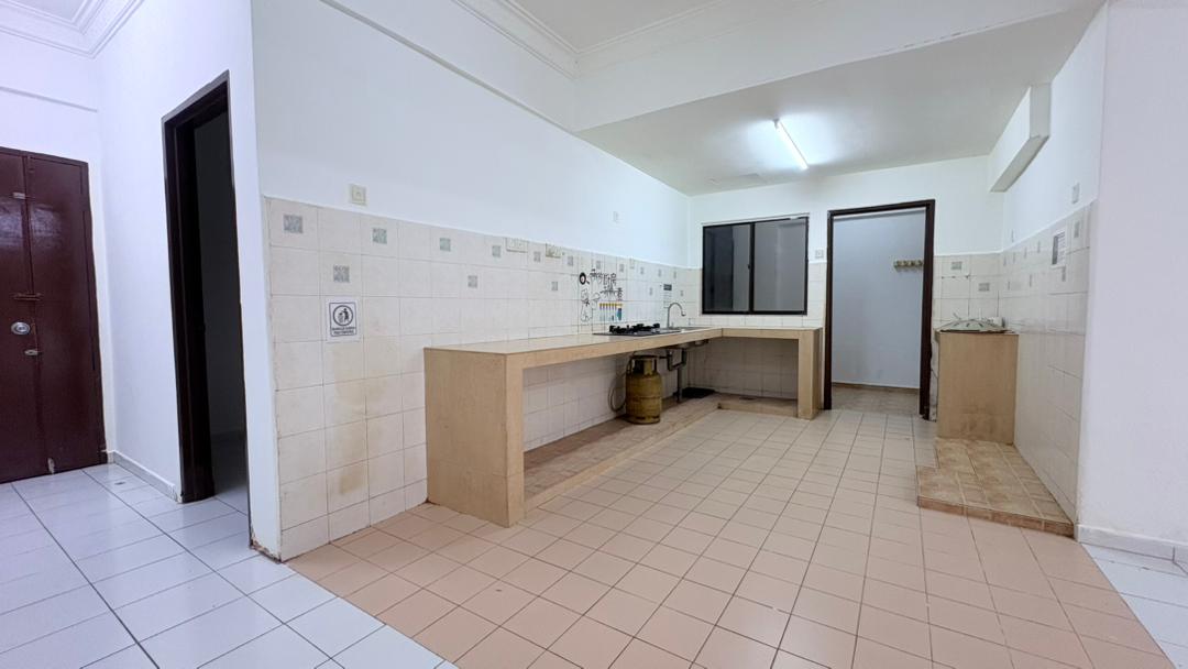 Vista Bayu Apartment, Taman Bayu Perdana image