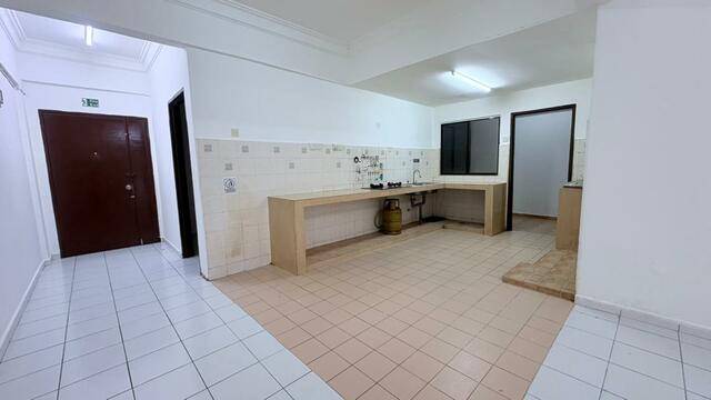 Vista Bayu Apartment, Taman Bayu Perdana image