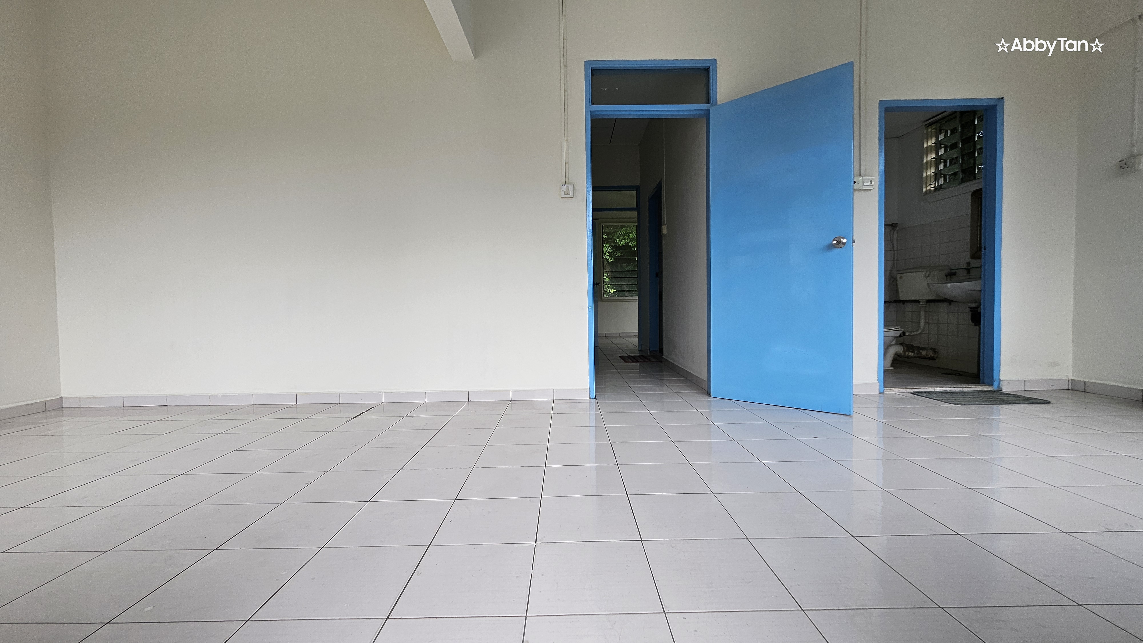 Taman Orkid | Semi-D | Old House | Big Land | KK High School image
