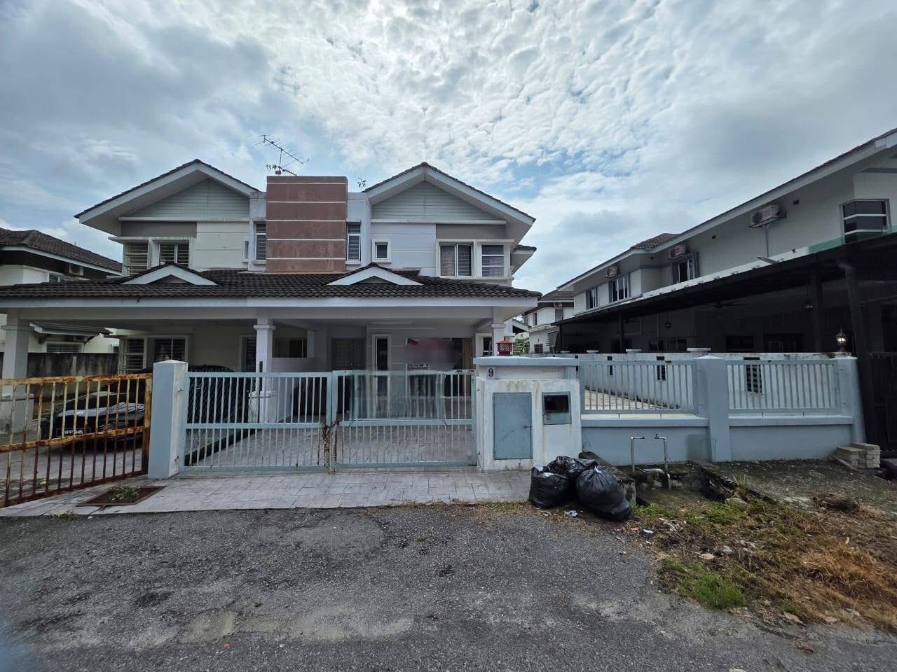 Taman Tasik Semenyih (Lake Residence) image