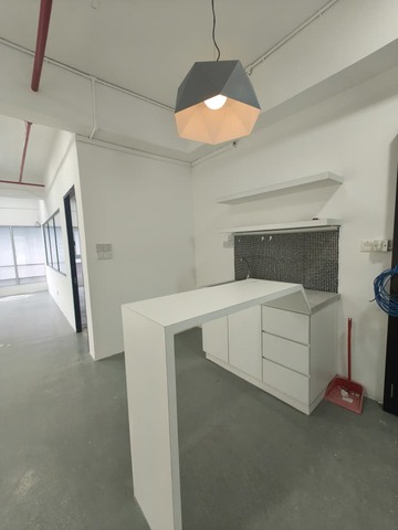 Aeropod Commercial Square image