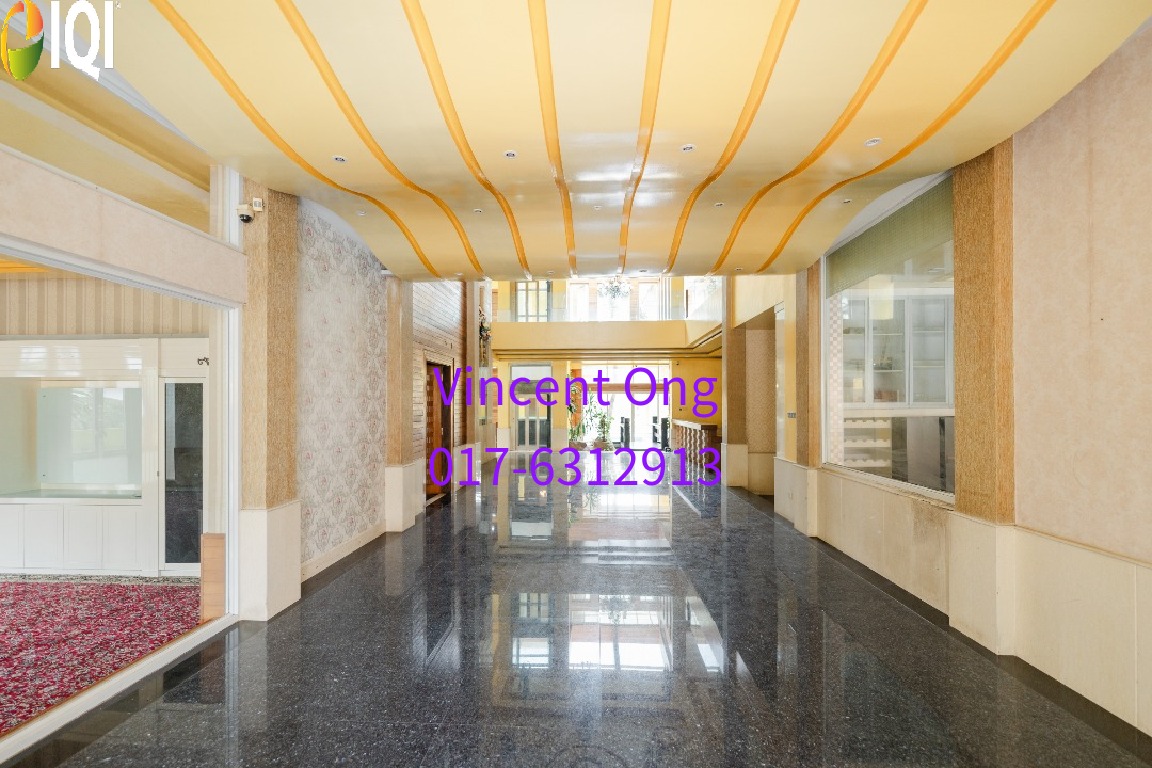 Country Heights Kajang image