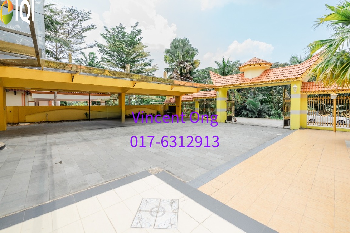 Country Heights Kajang image