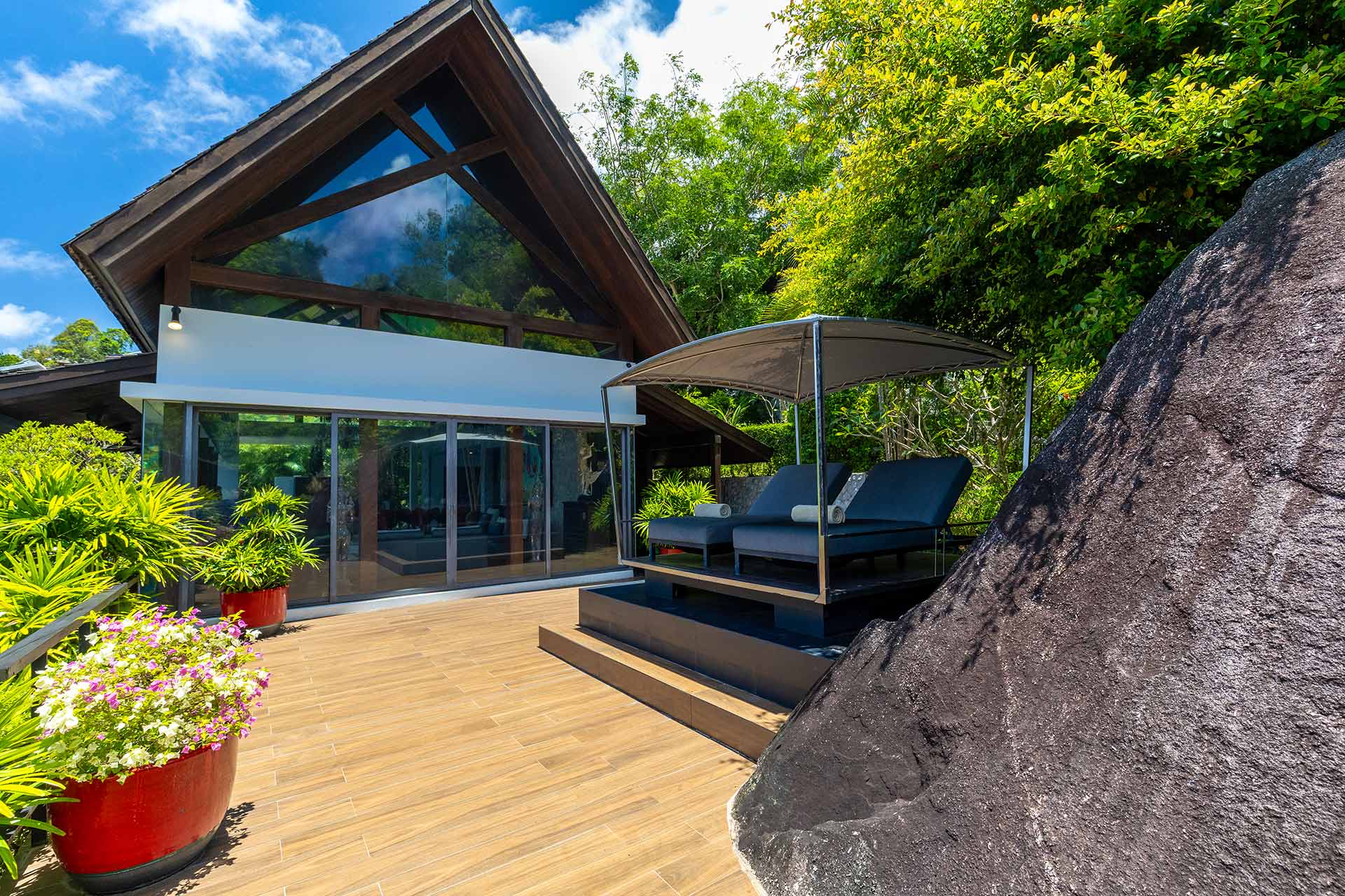 A Masterpiece of Coastal Elegance in Kamala Headland image