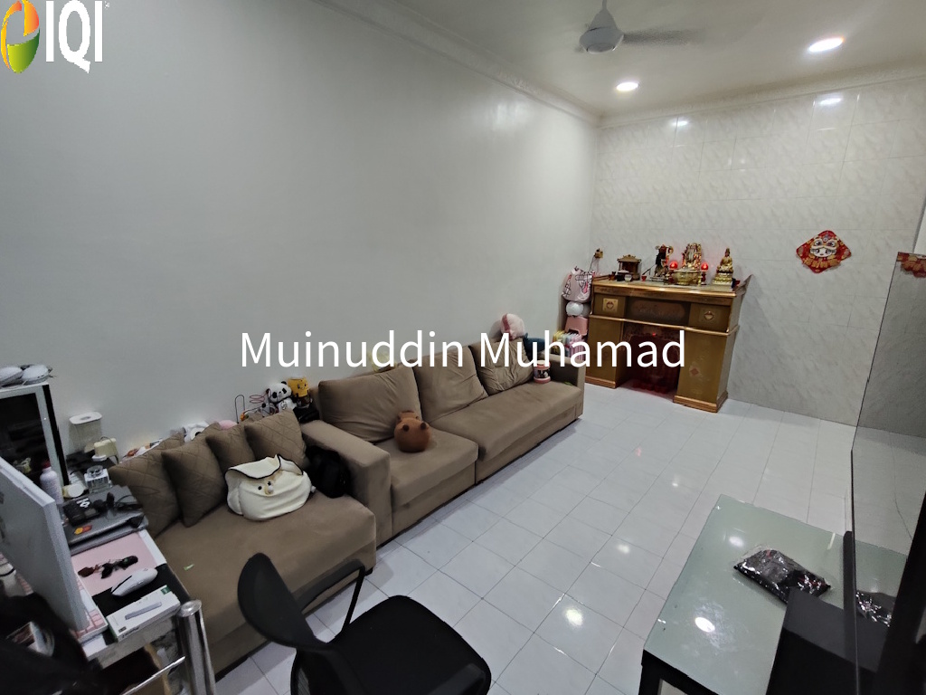 Taman Jelawat Teluk Intan image