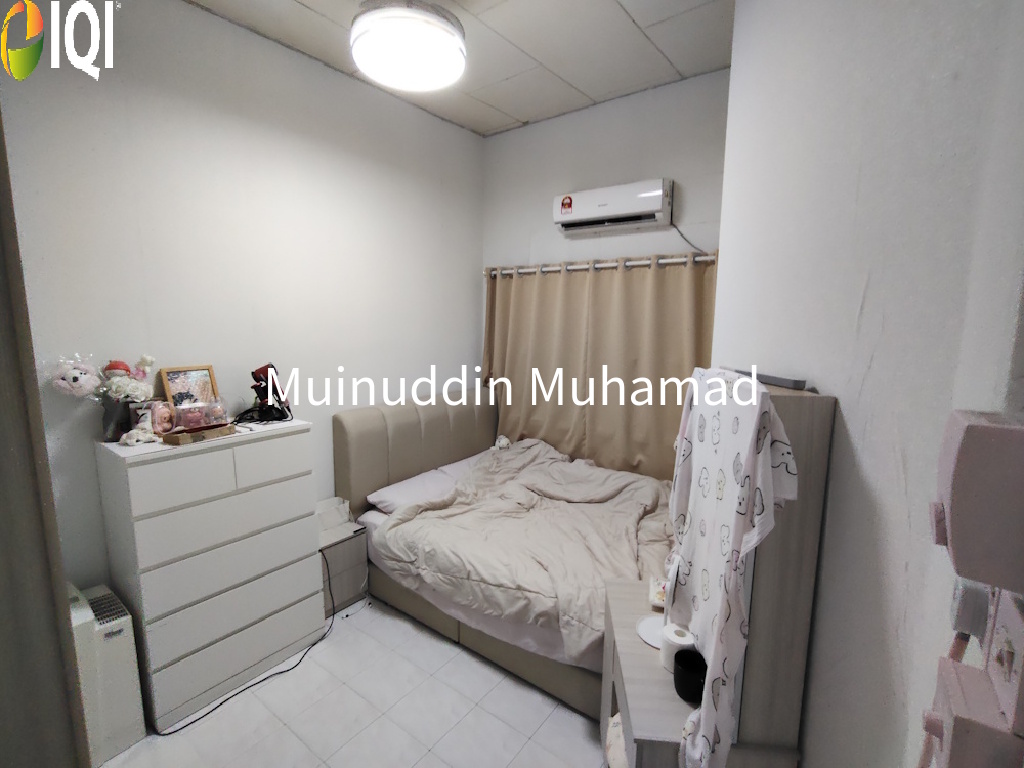 Taman Jelawat Teluk Intan image