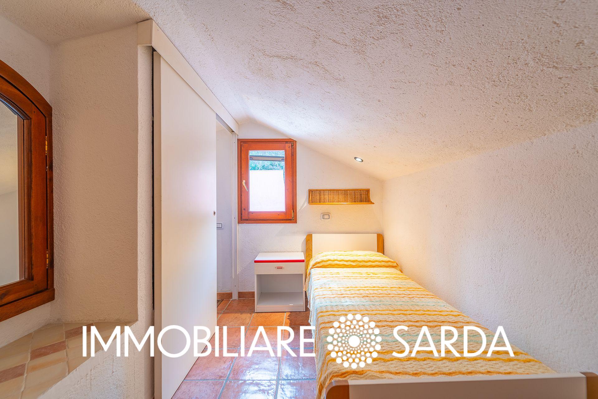 PRI-03-25 | Semi-detached Villa with Garden in a Residence with Pool – Porto Rafael, Palau image