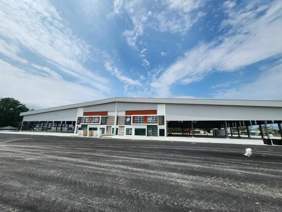 8.5Acres, 1800amps Power Supply, Freehold, Bandar Baru Enstek, Seremban image