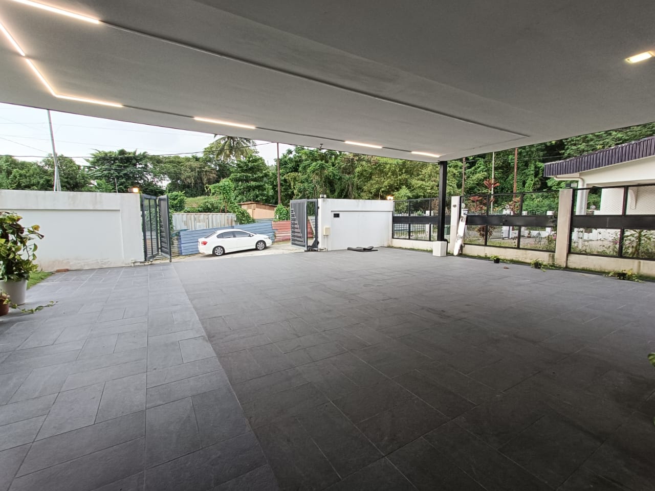 Likas Lorong Tenejal image