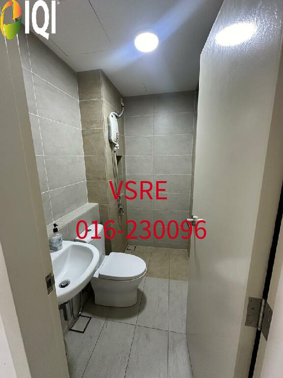 SETIA CITY RESIDENCES PARTIAL FURNISHED FOR RENT !!  image