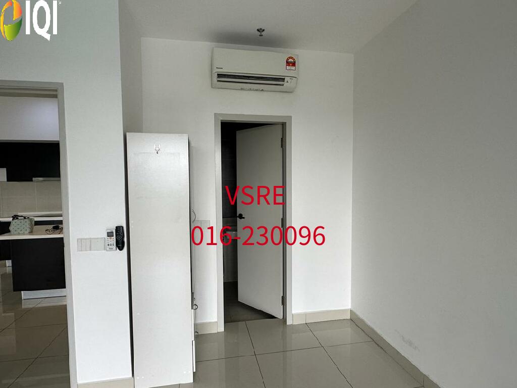 SETIA CITY RESIDENCES PARTIAL FURNISHED FOR RENT !!  image