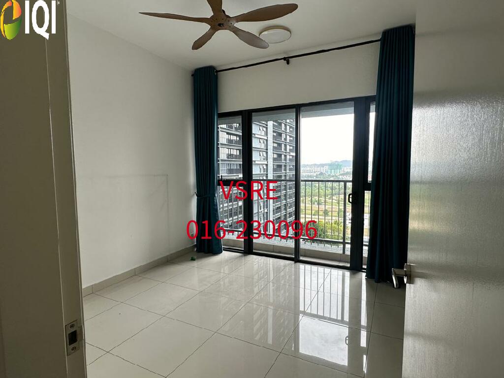 SETIA CITY RESIDENCES PARTIAL FURNISHED FOR RENT !!  image