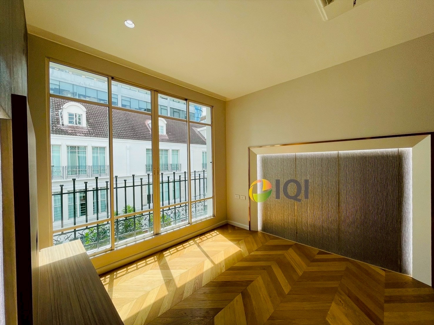 House for sale in the heart of Thonglor, decorated in a Japanese style. Bann Klang Krung Thonglor  image