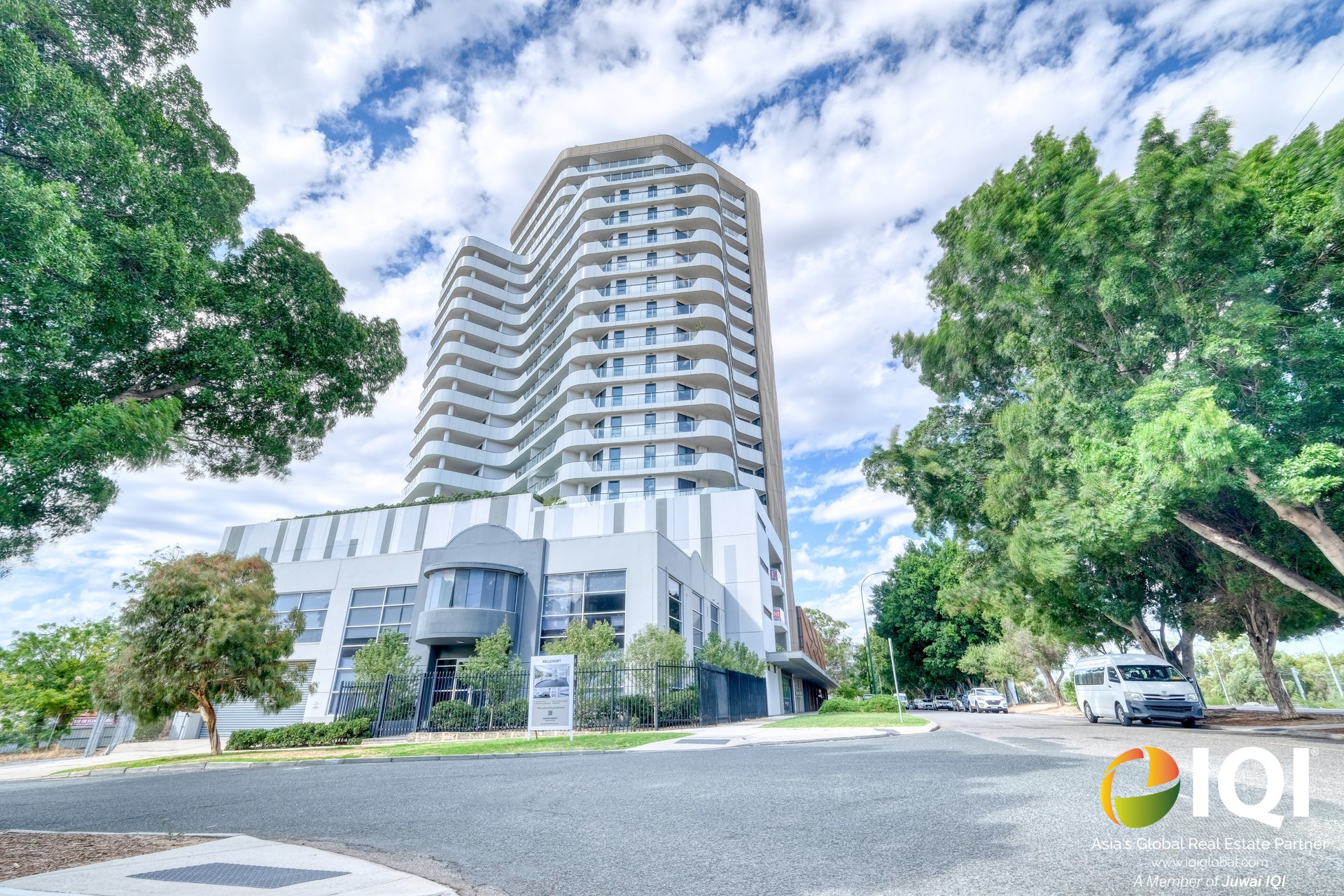 Live In The Beautiful Burswood Suburb Today! image